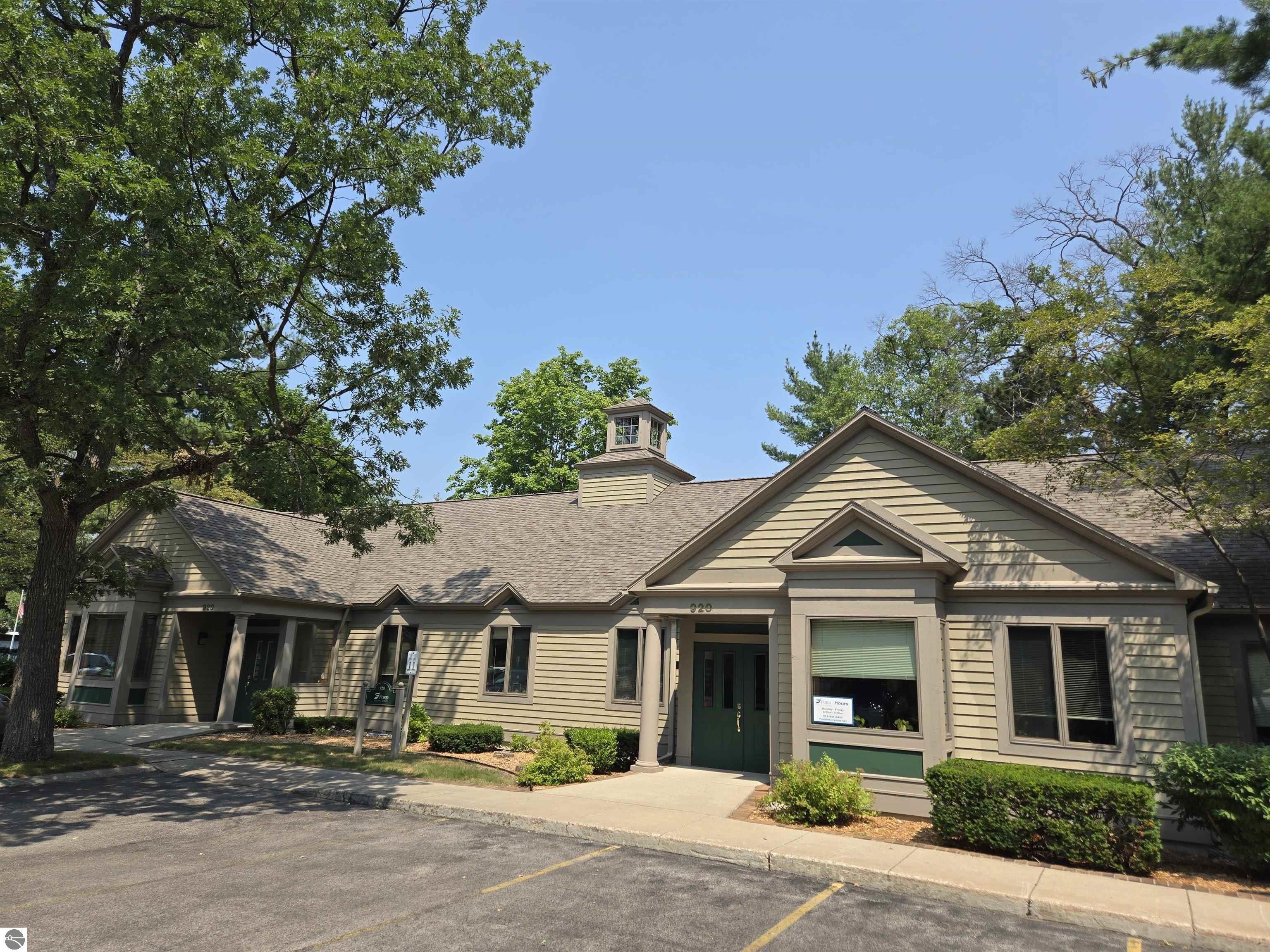 Property Image for 920 S Garfield Avenue 7