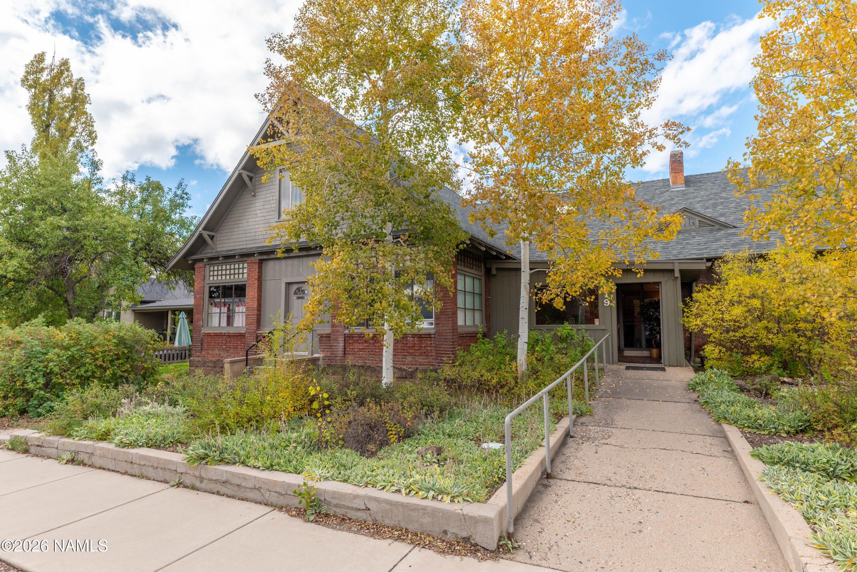 Property Image for 519 N Leroux Street