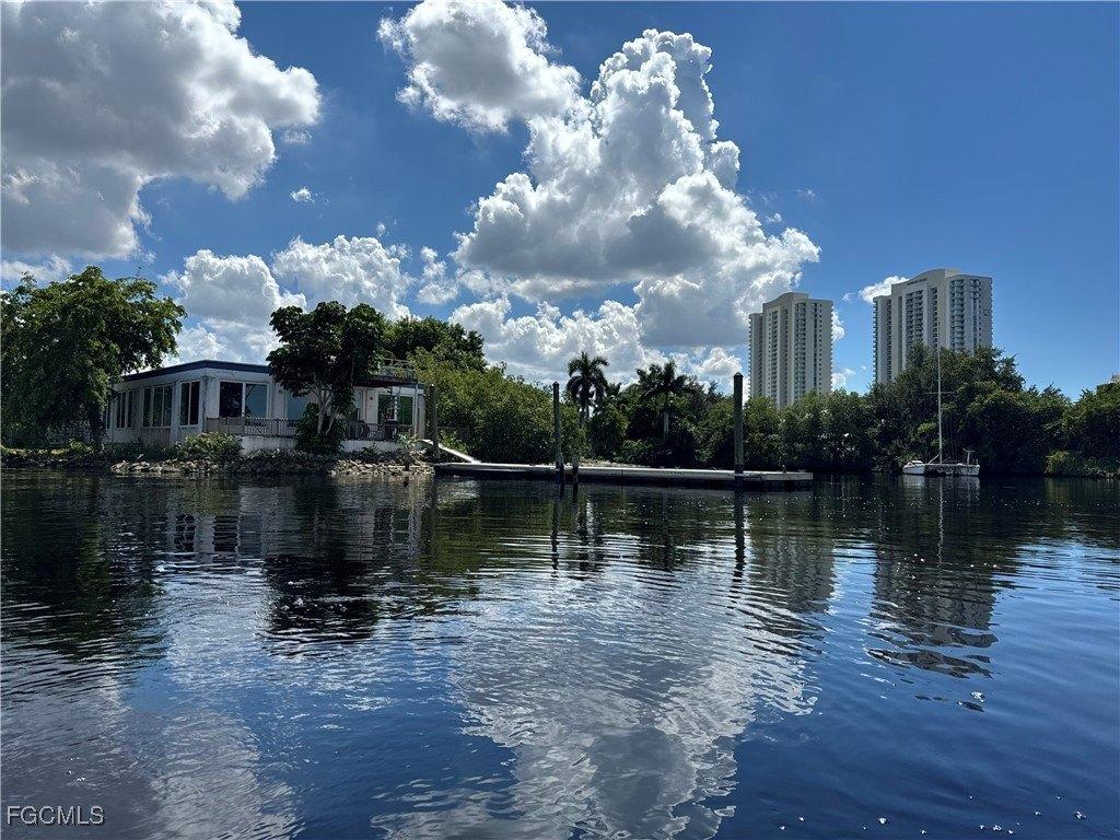 Property Image for 3131 E Riverside Drive