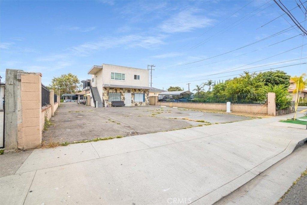 Property Image for 608 E Central Avenue