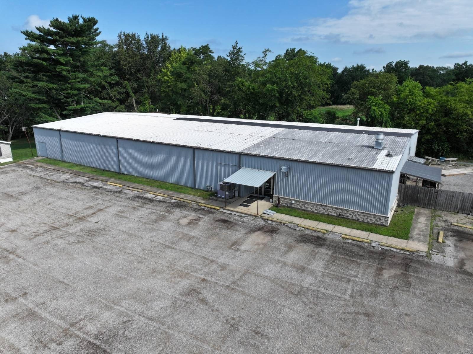 Property Image for 437 Il Rt 15