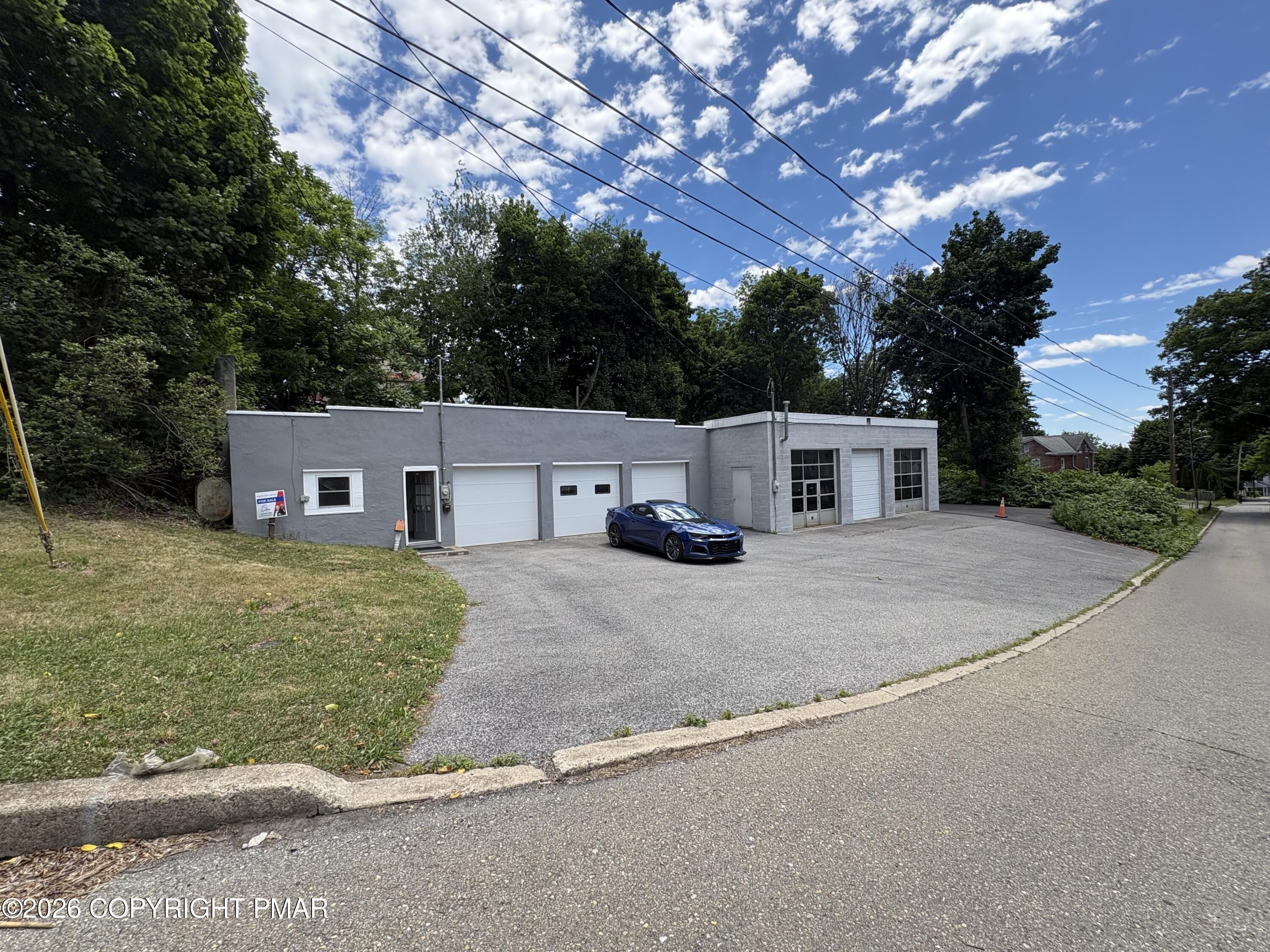 Property Image for 337 N 6th Street