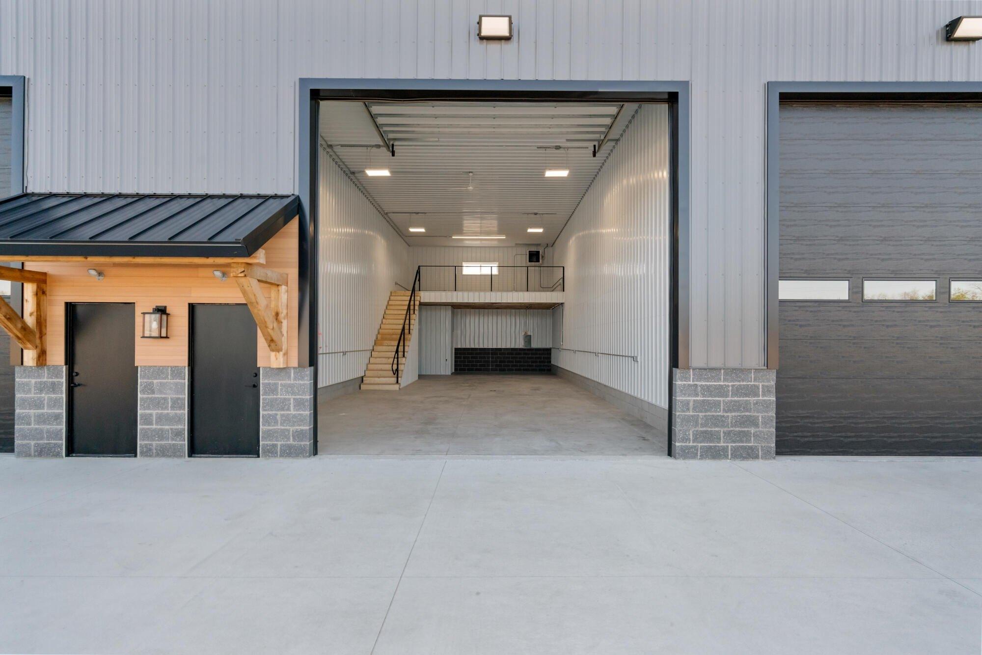 Property Image for 5384 Commerce Boulevard