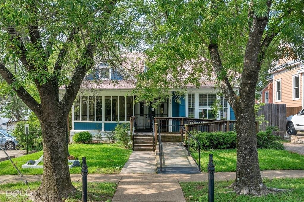 Property Image for 678 Egan Street