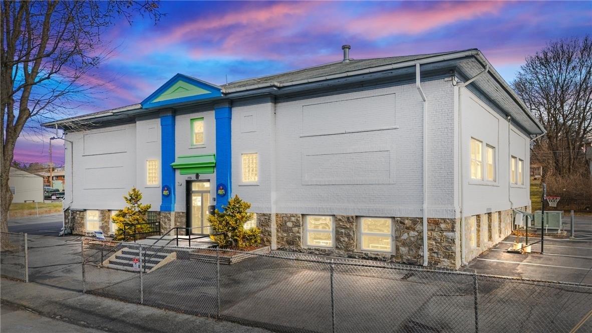 Property Image for 1926 2nd Street