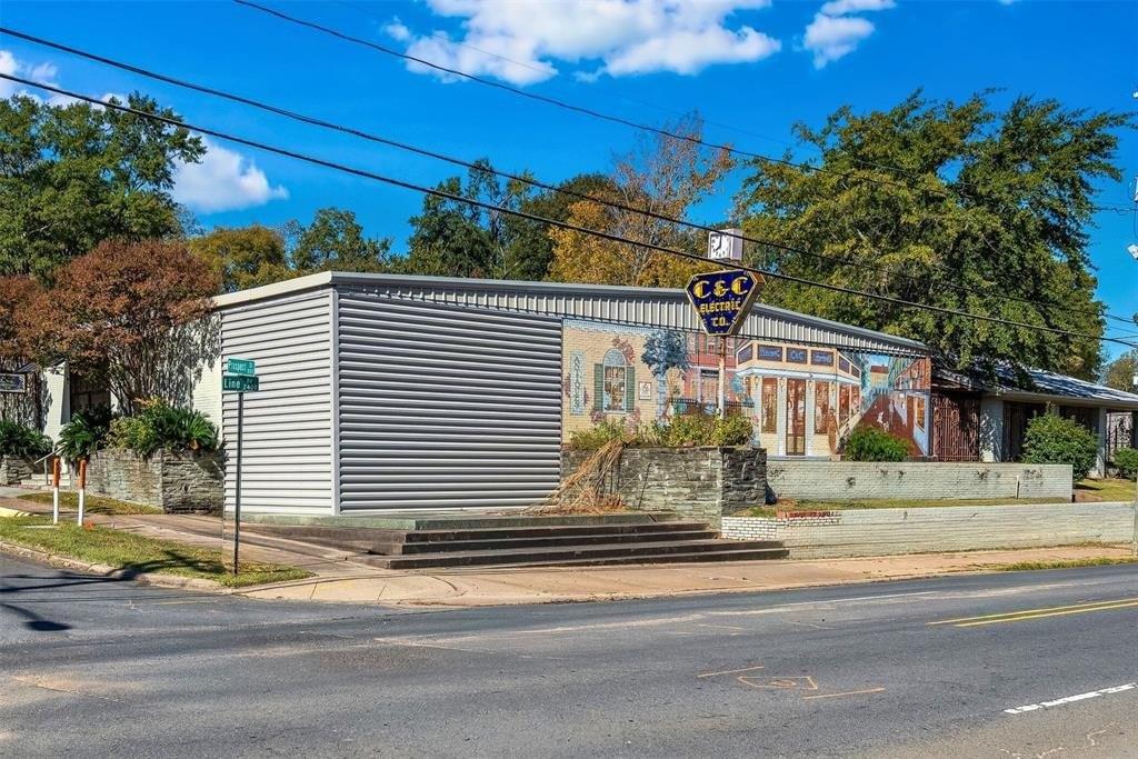 Property Image for 2430 Line Avenue