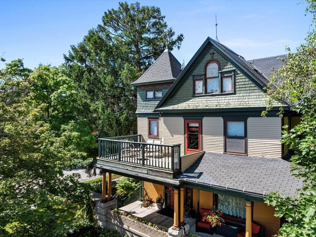 Property Image for 908 Michigan St