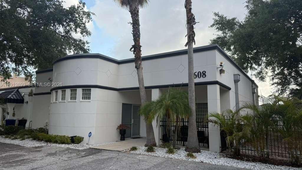 Property Image for 608 S Tampania