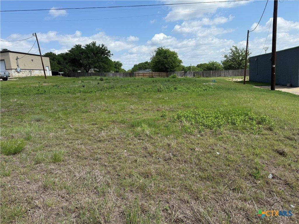 Property Image for 103 W Veterans Memorial Boulevard
