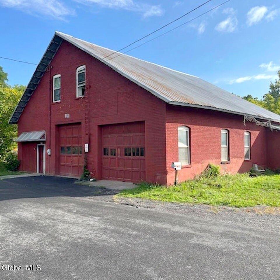Property Image for 115 Everett Street