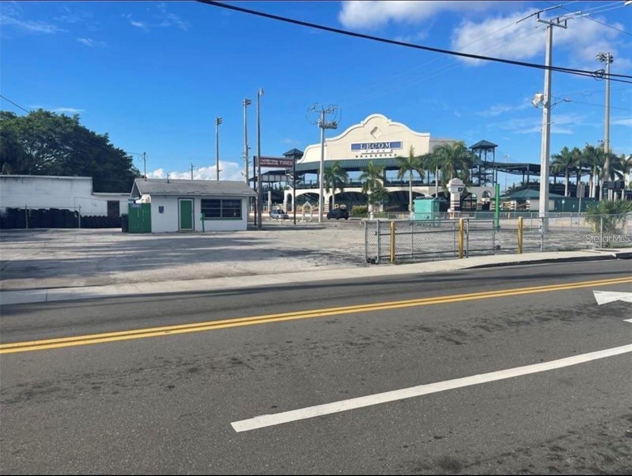 Property Image for 1614 9th Street W