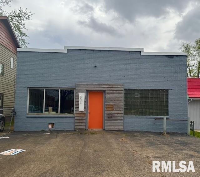 Property Image for 804 E FORREST HILL Avenue