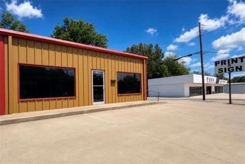 Property Image for 1800 Shorter Avenue