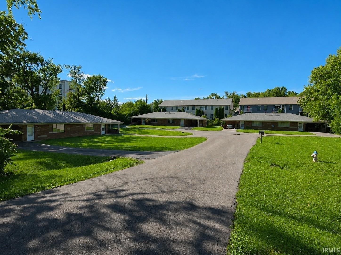 Property Image for 100-106 S Yancy Lane