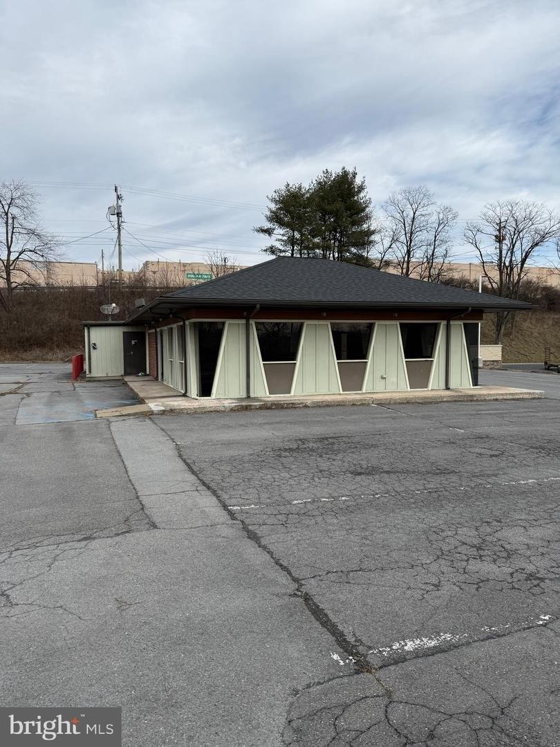 Property Image for 1310 W Industrial Blvd