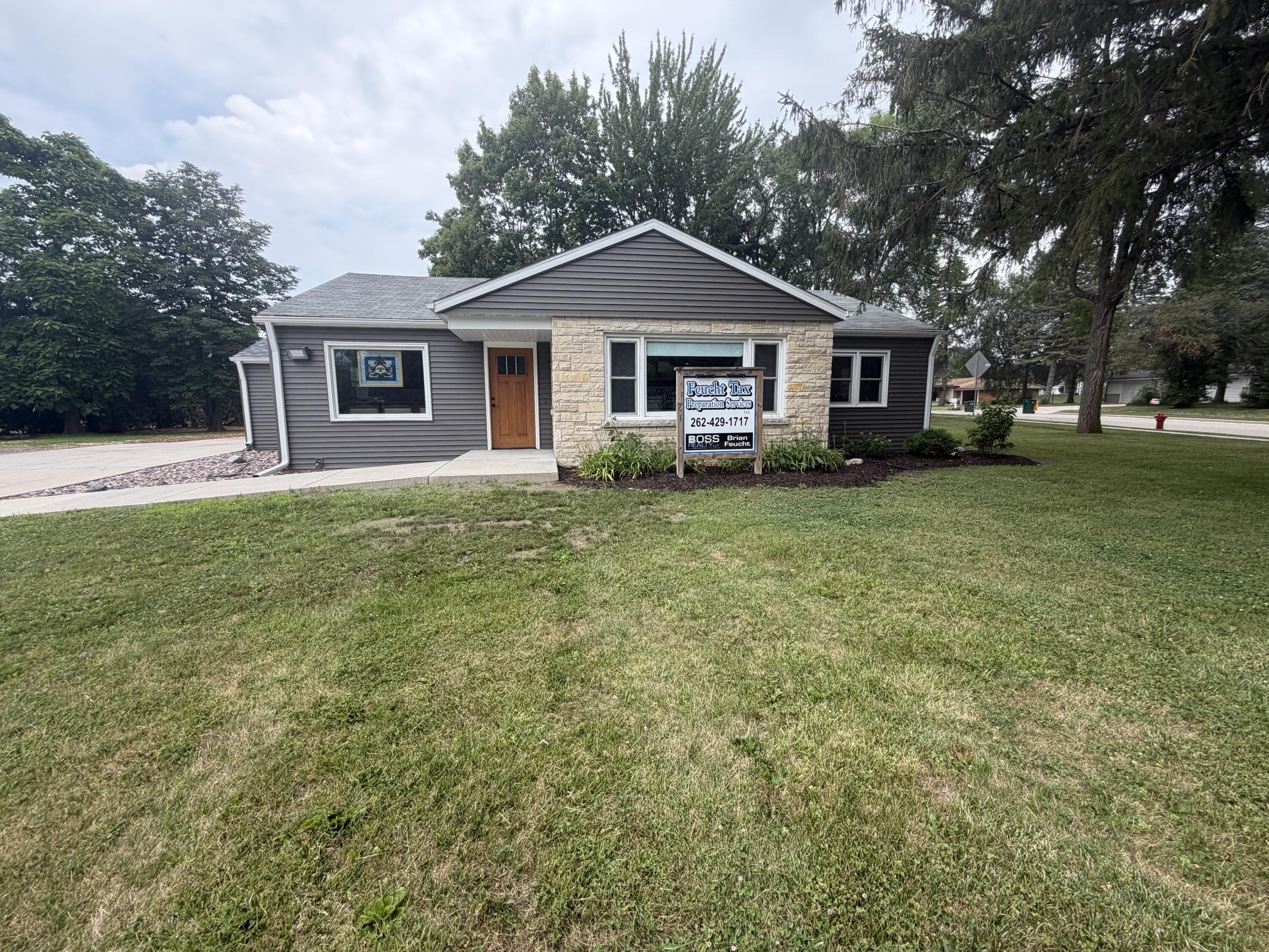 Property Image for 1726 E Washington St