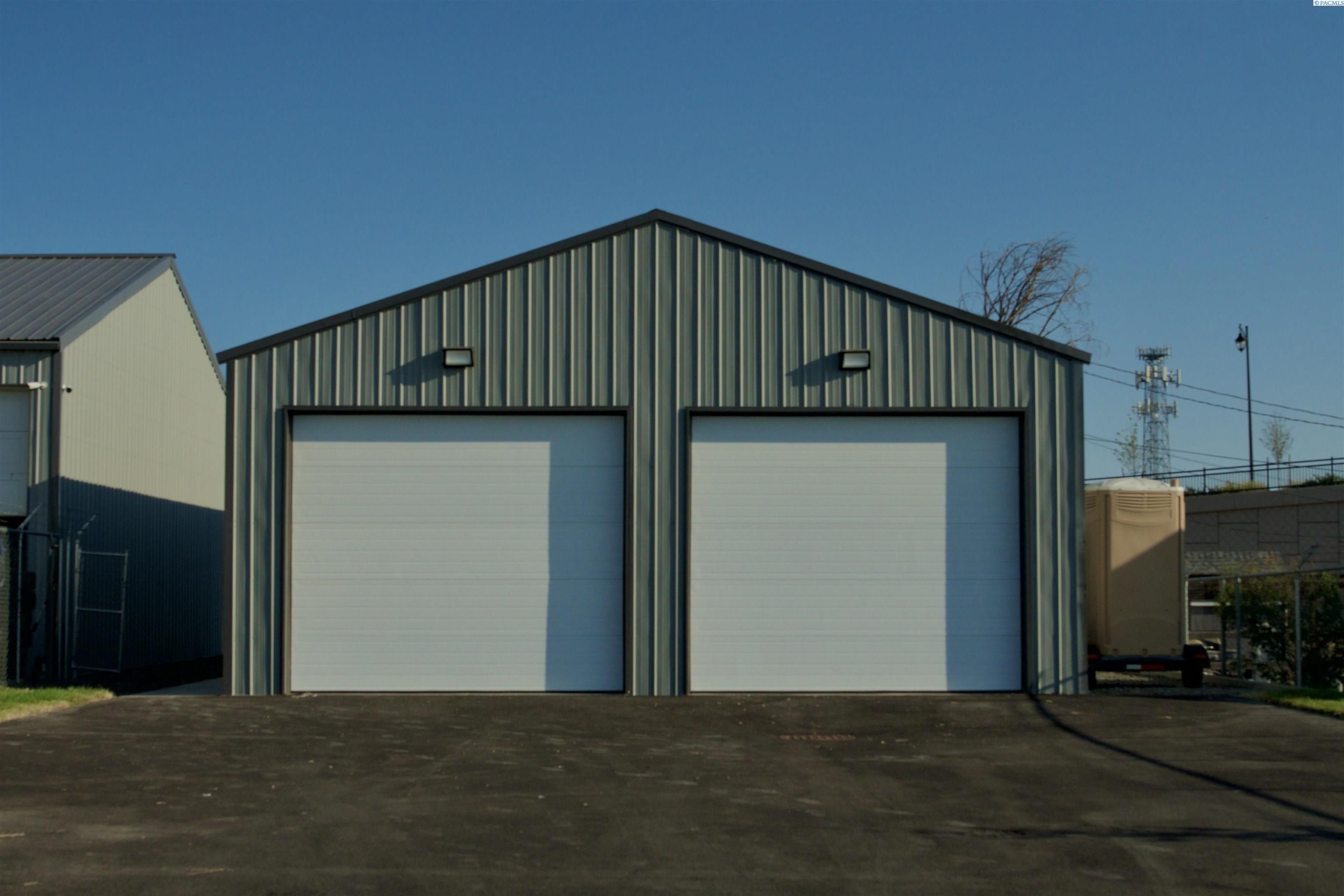 Property Image for 1116 E Clark St