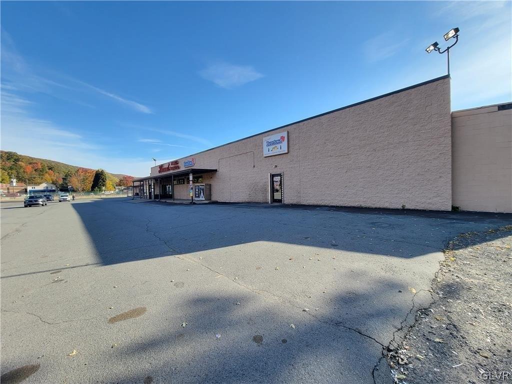 Property Image for 5 Mountain Mall