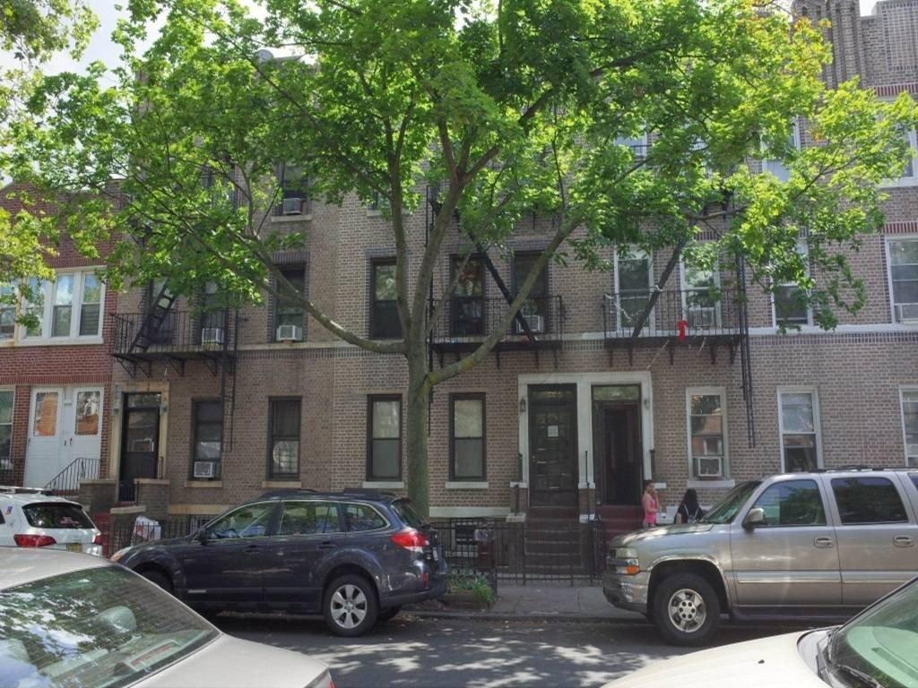 Property Image for 526 77th St