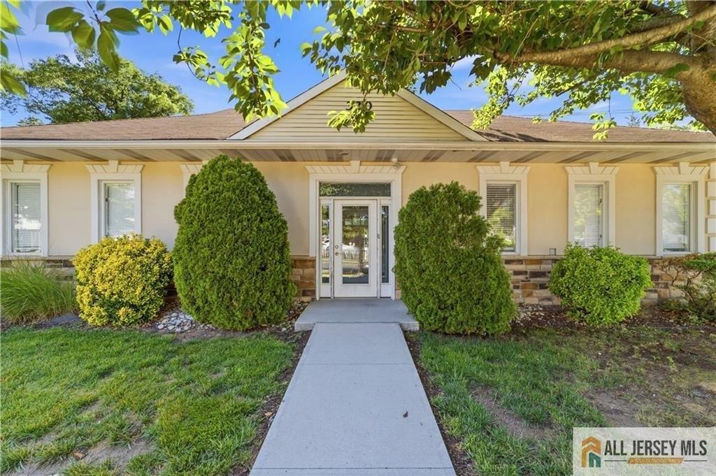 Property Image for 320 Spotswood Englishtown Road