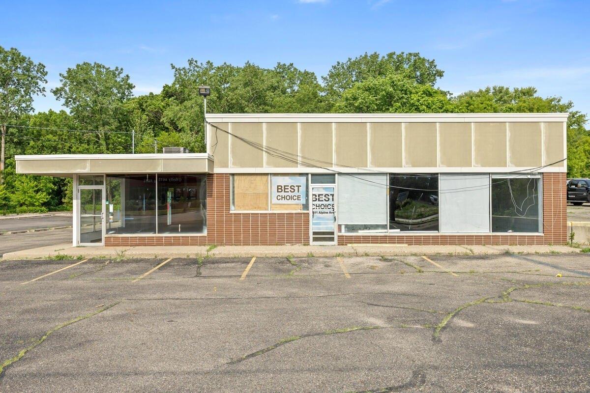 Property Image for 2611 Alpine Avenue NW