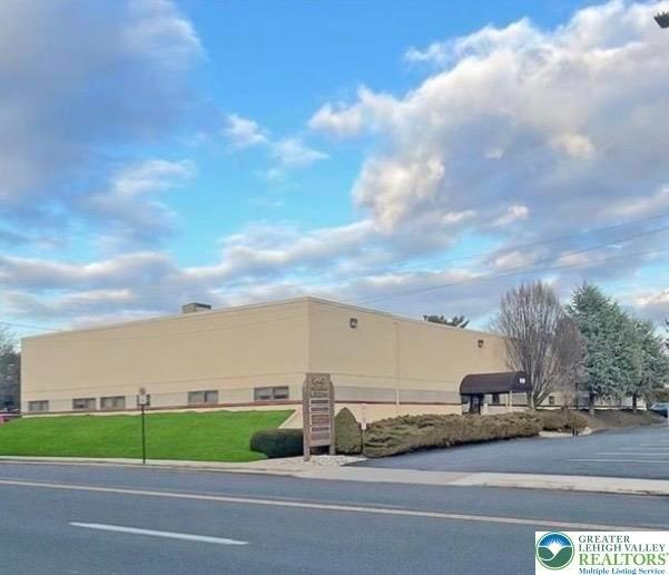 Property Image for 940 N New Street