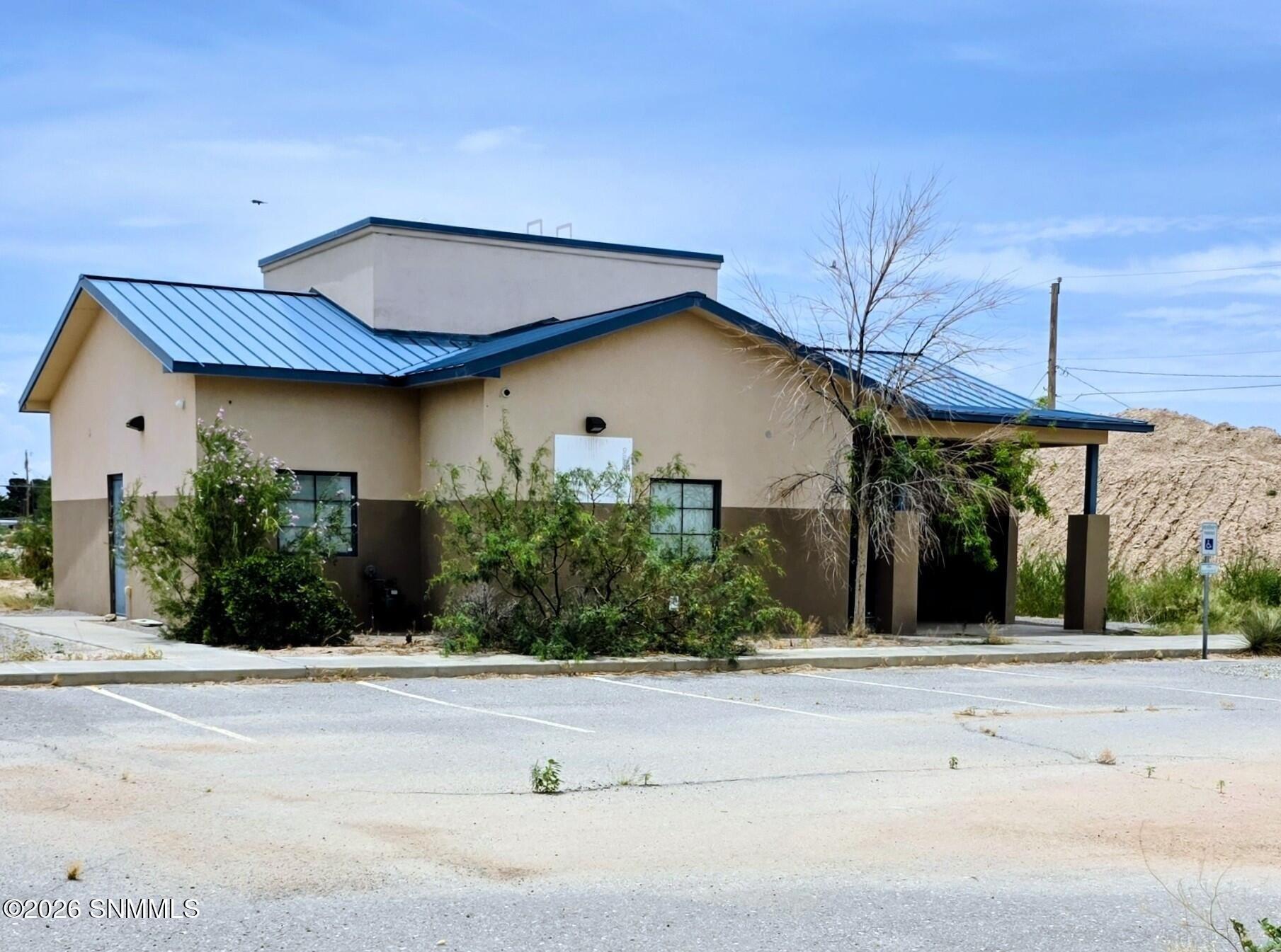 Property Image for 1150 E Berino Road