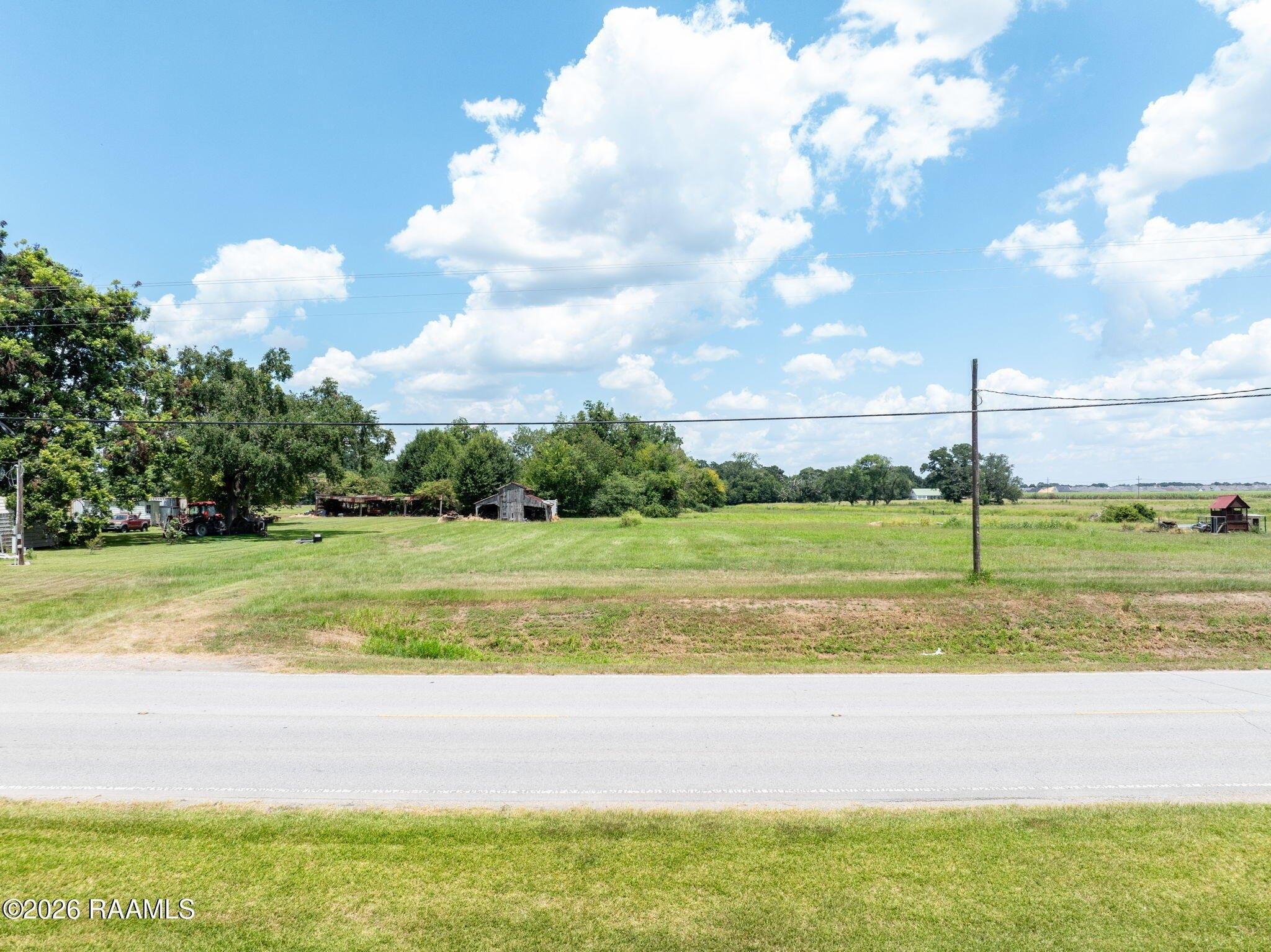 Property Image for 815 Young Street lot: 3