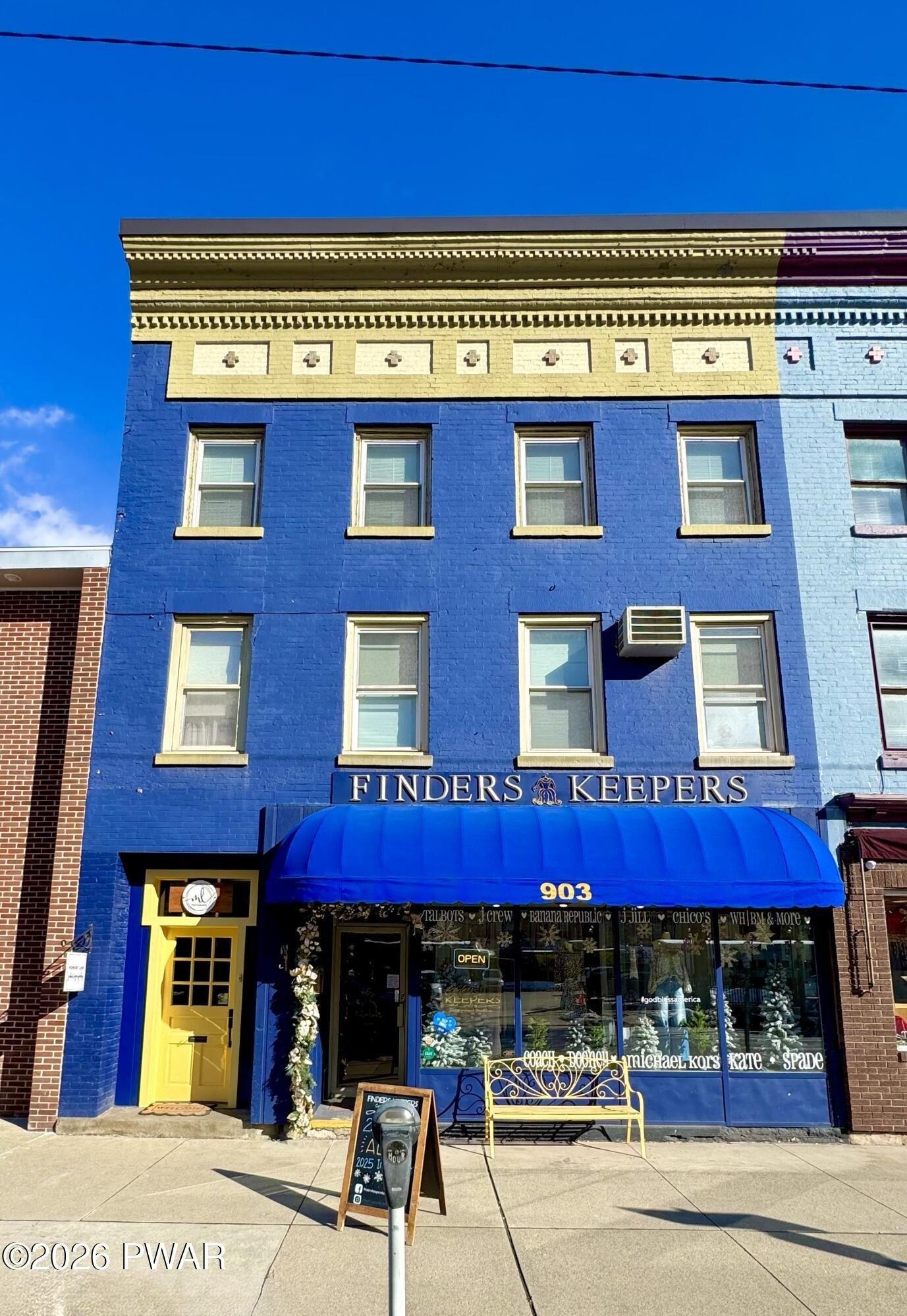 Property Image for 903 Main Street
