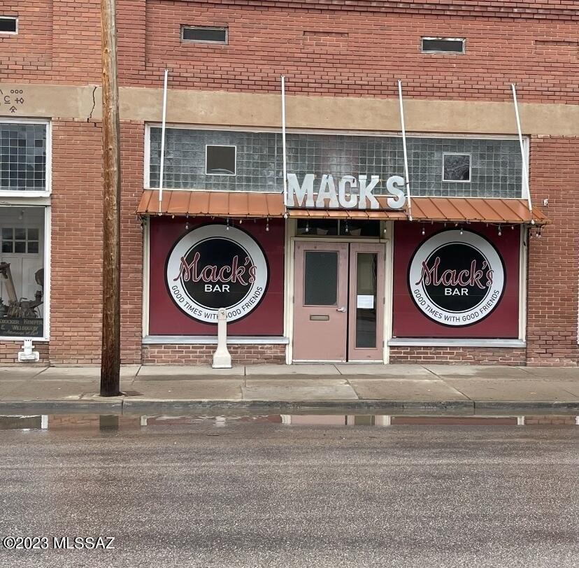 Property Image for 116 E Maley Street