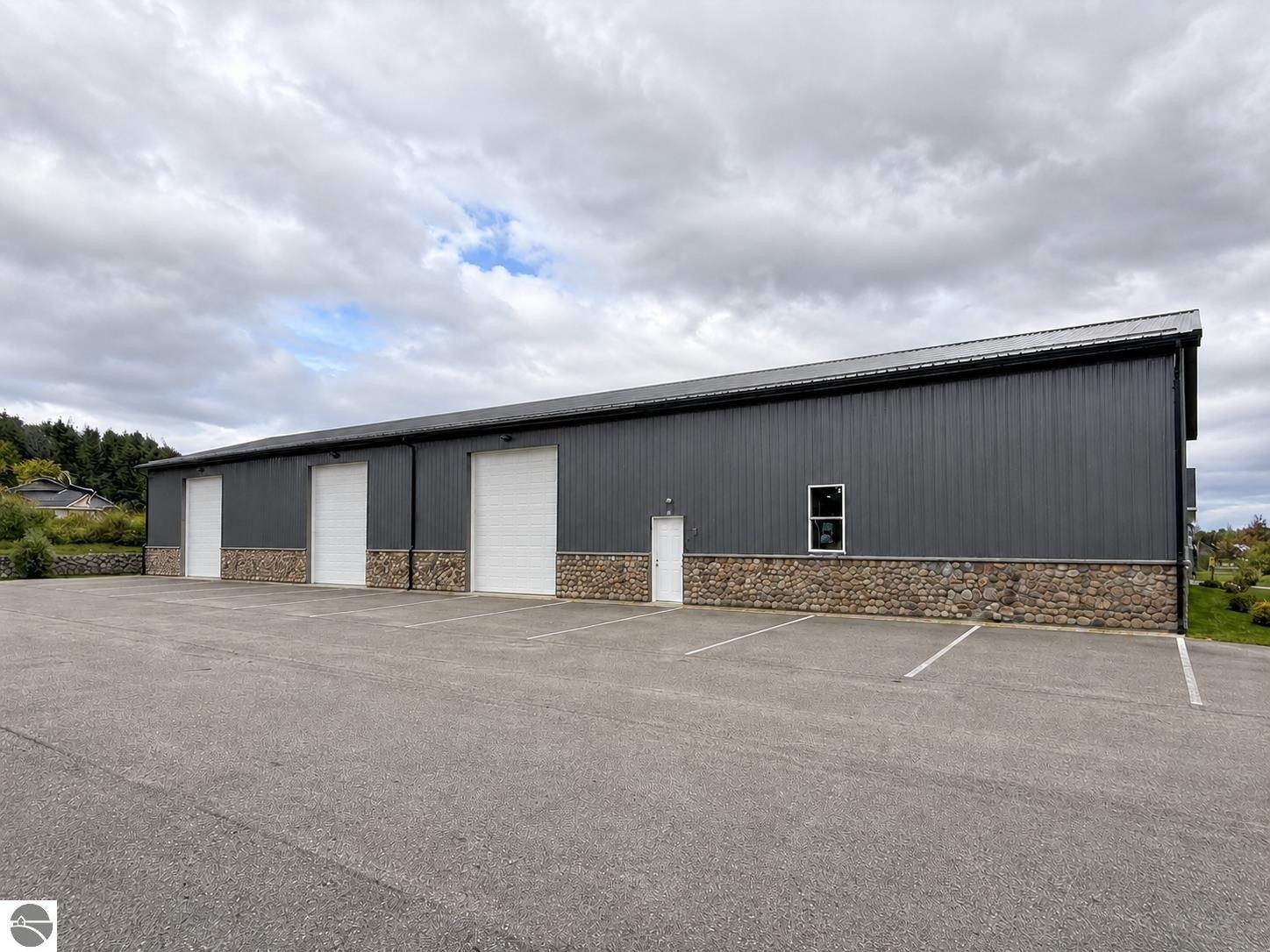 Property Image for 1393 Industry Drive