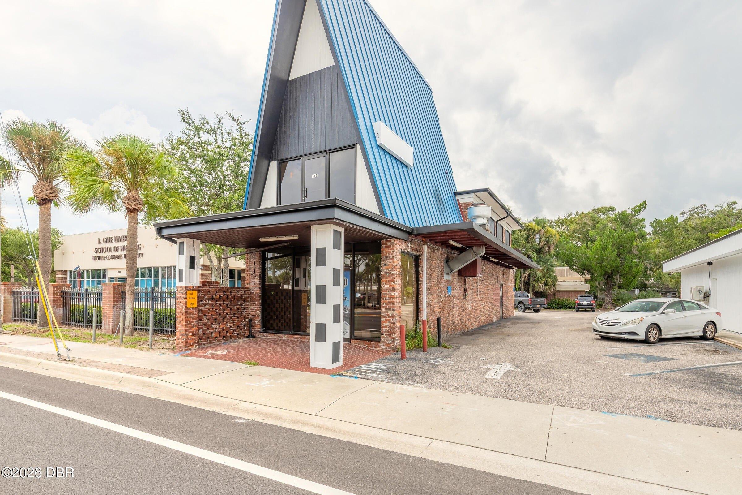 Property Image for 747 W Intl Speedway Boulevard