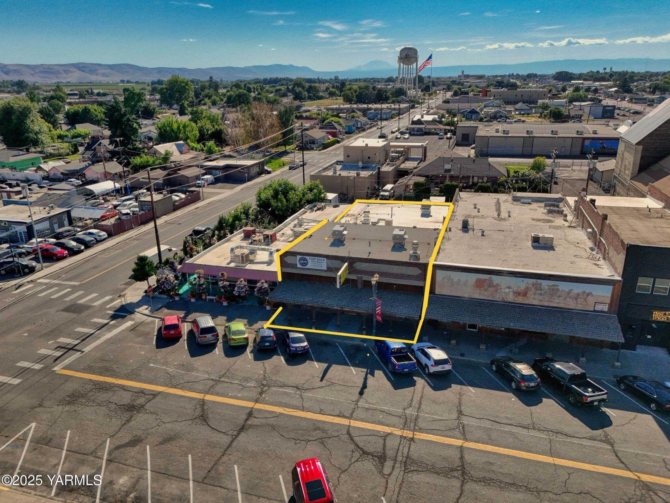 Property Image for 225 S Toppenish Ave