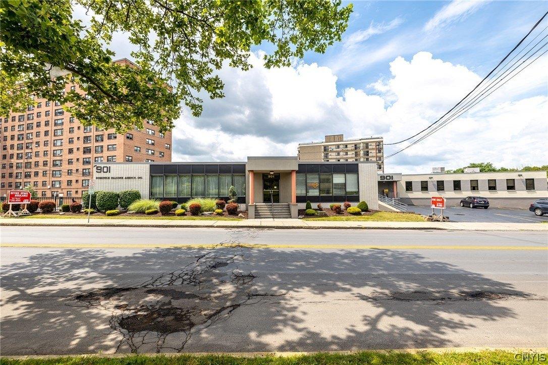 Property Image for 901 Lodi St & Willow St E