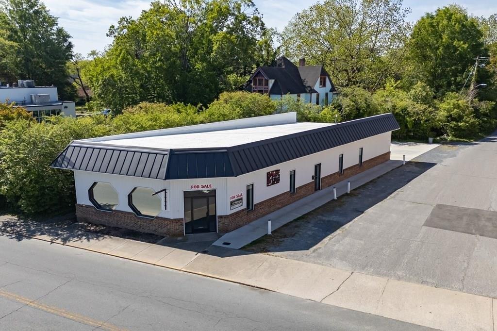 Property Image for 54 Market St