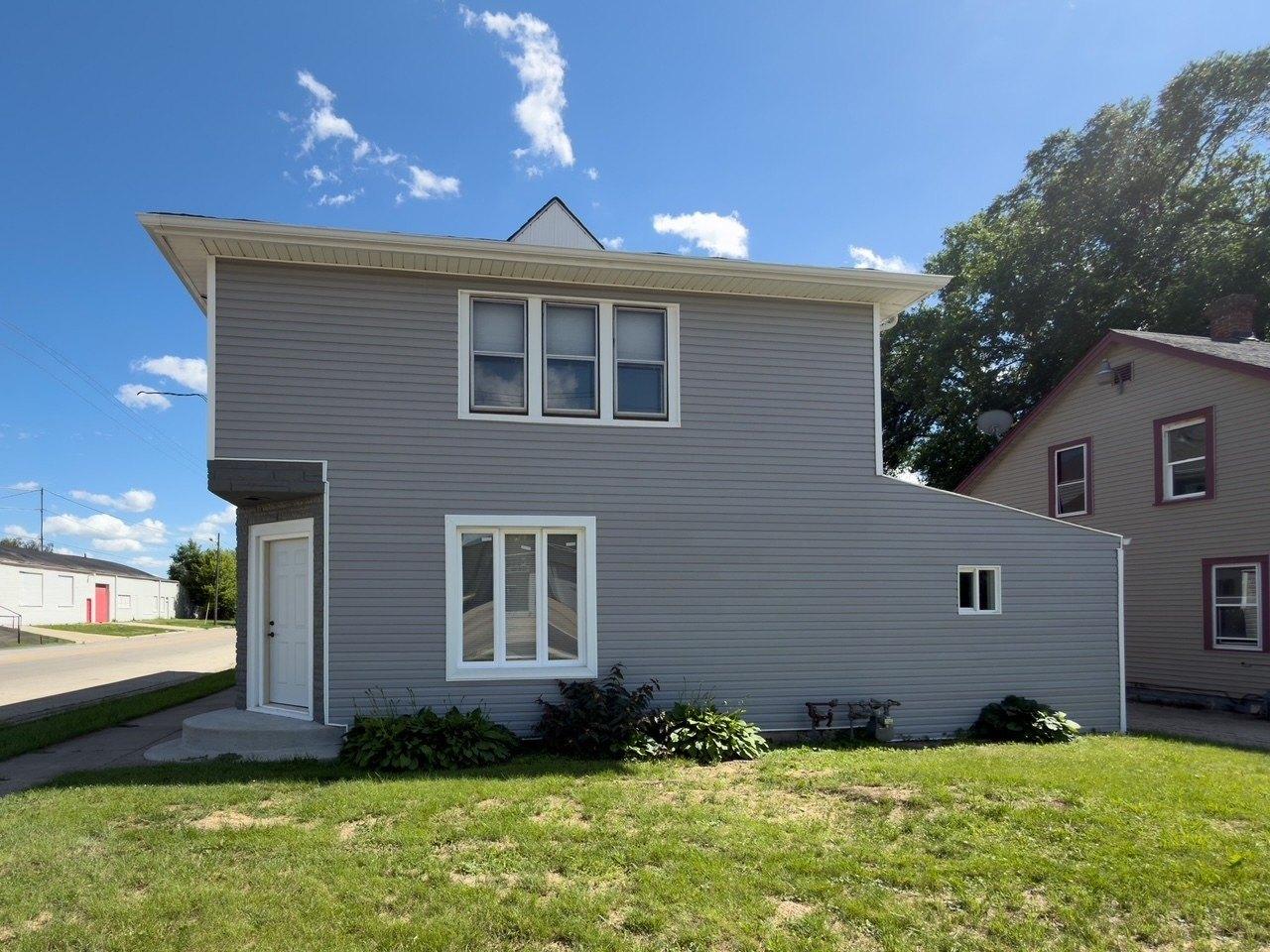 Property Image for 3304 W State Street