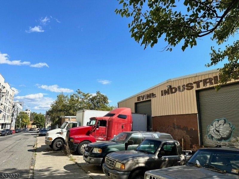 Property Image for 70-96 Court St