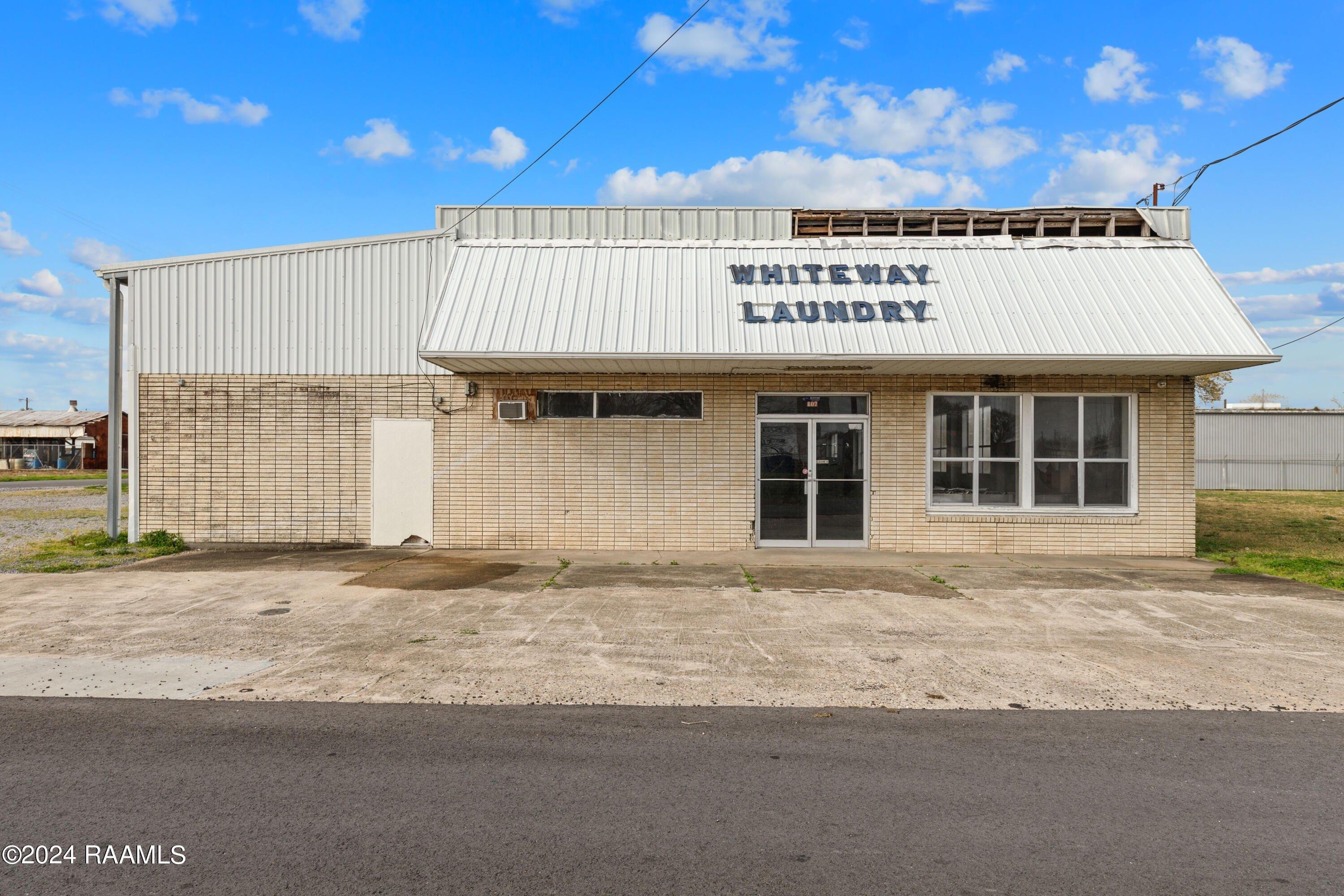 Property Image for 107 N Ave D