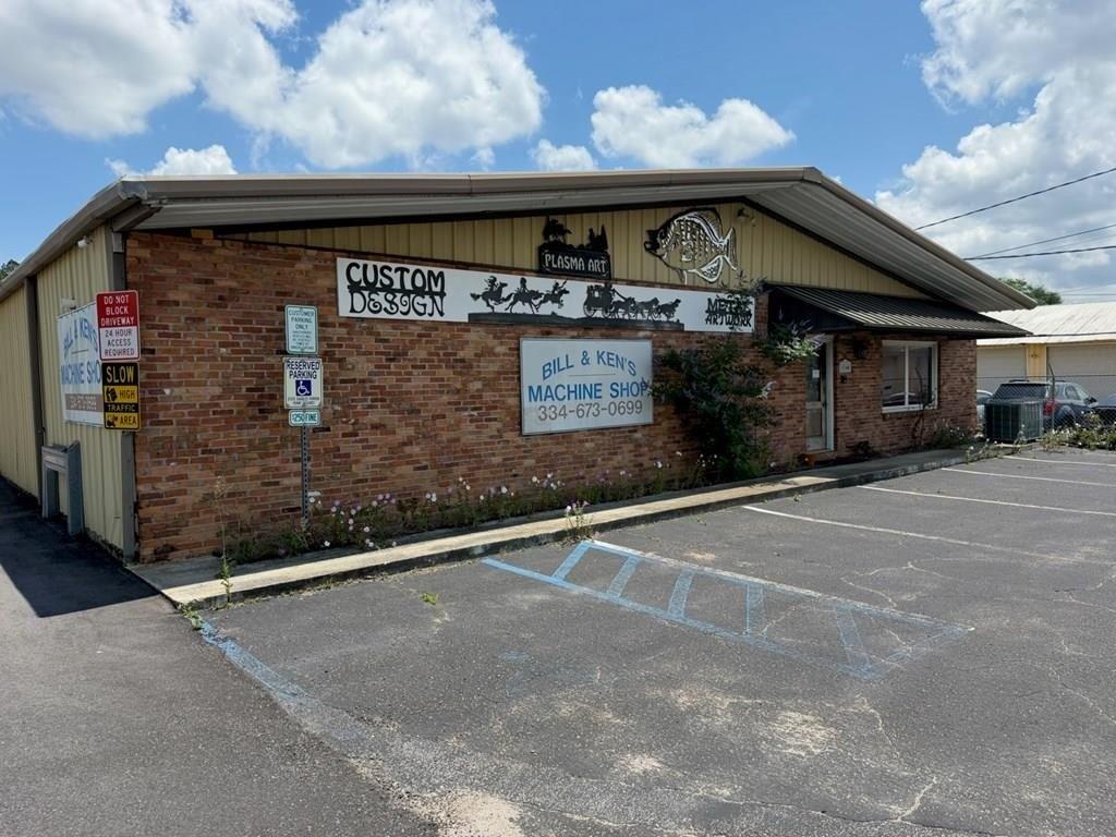 Property Image for 1748 Reeves St