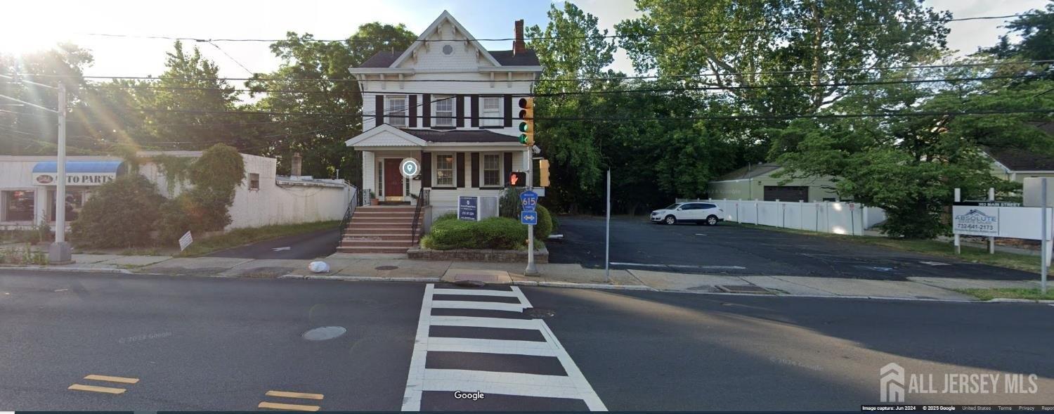 Property Image for 353 Main Street