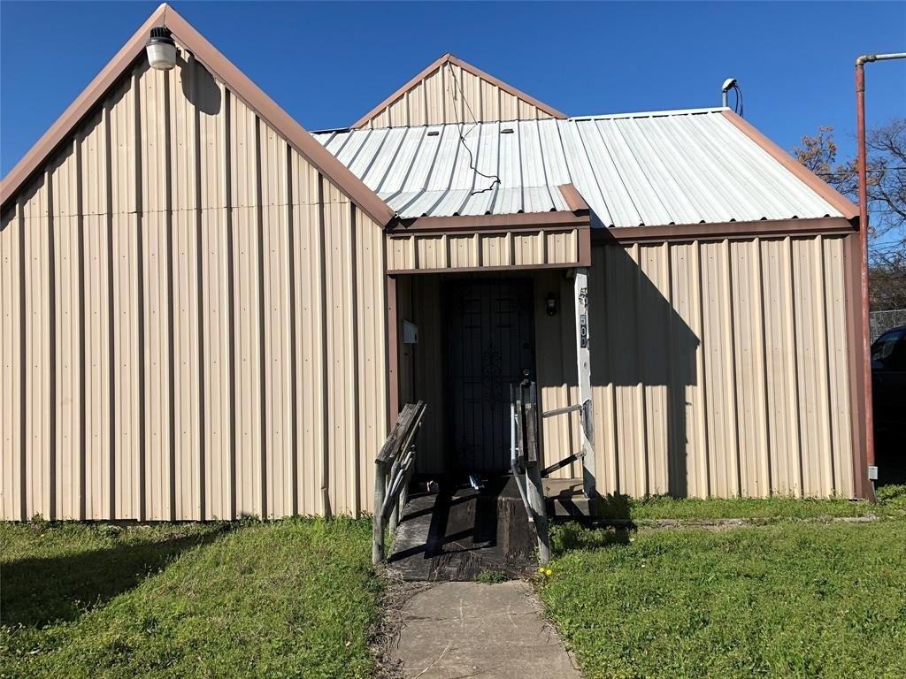 Property Image for 500 S Oakland Boulevard