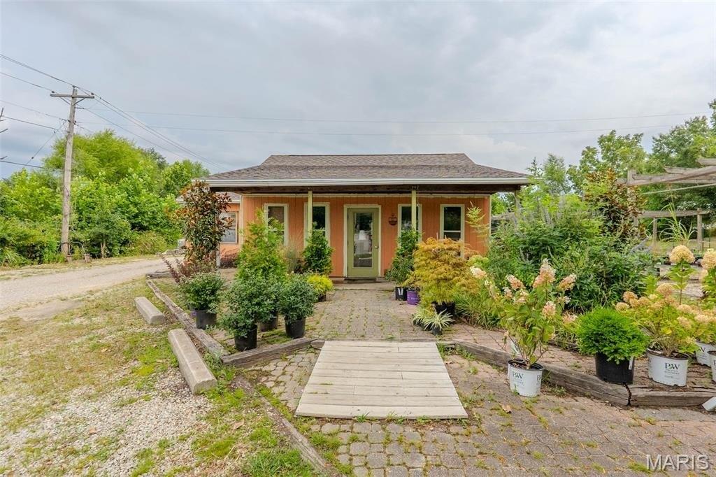 Property Image for 1611 E 10th Street