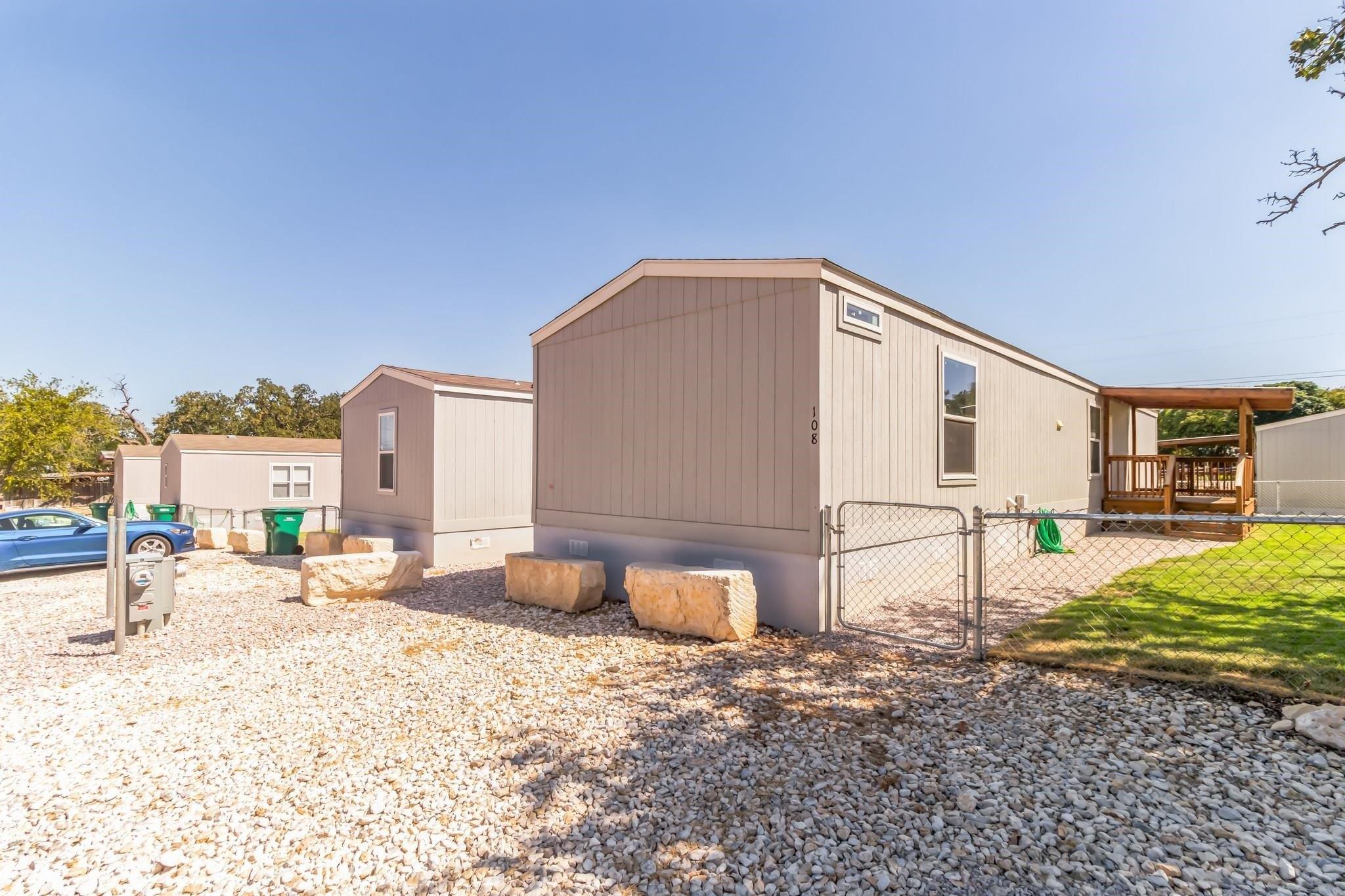 Property Image for 105 E Briar Drive