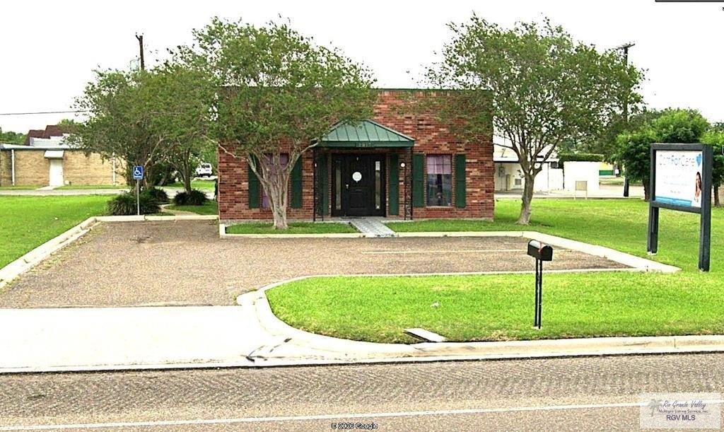 Property Image for 2017 E Tyler Ave.