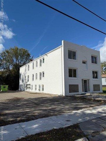 Property Image for 98 S Edith Street