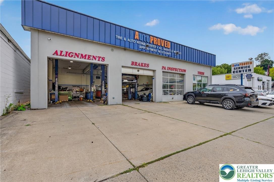 Property Image for 708 18th Street