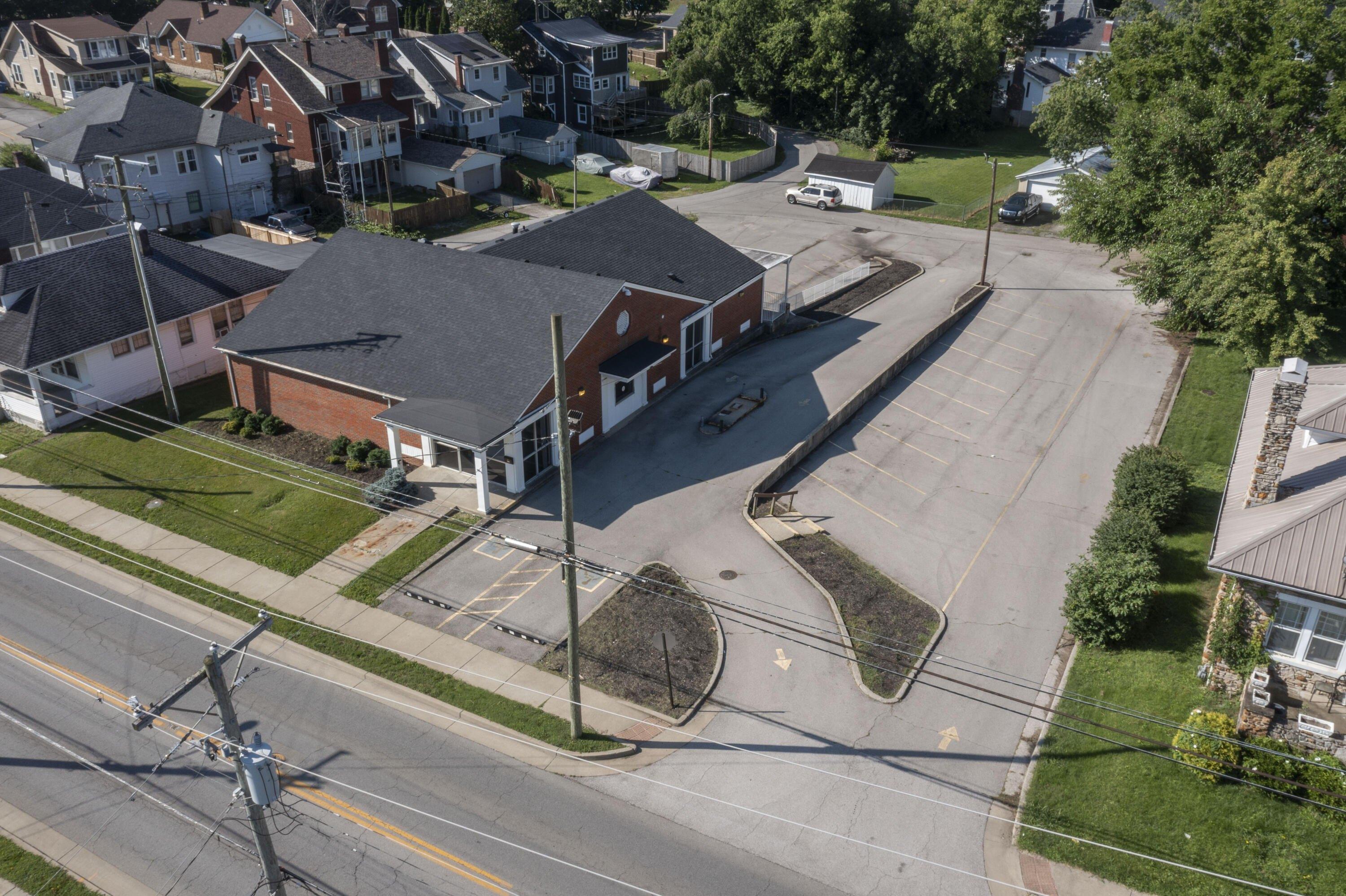 Property Image for 308 W Lexington Avenue