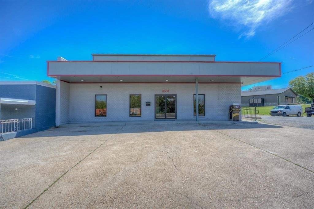 Property Image for 599 Creswell Avenue