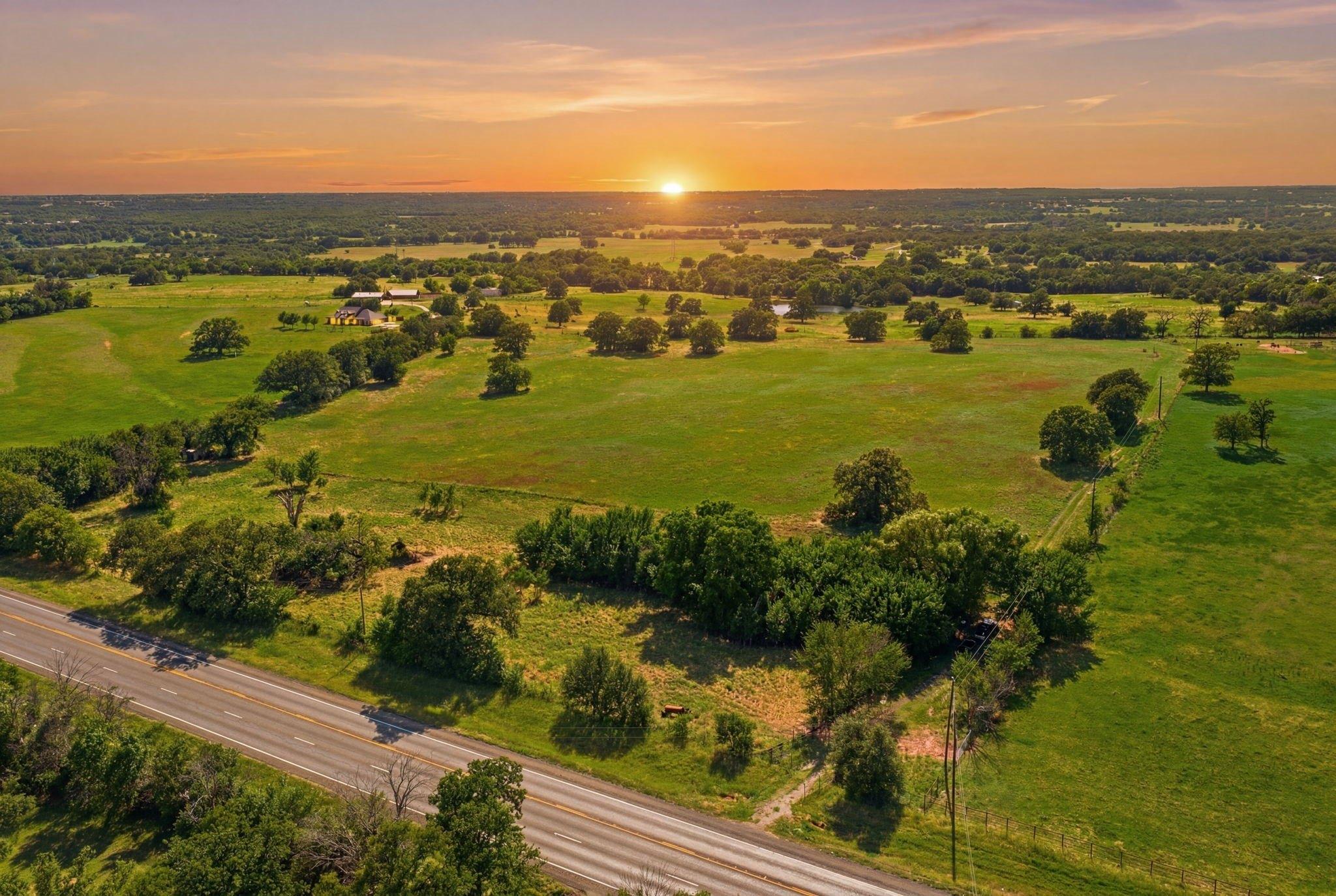 Property Image for 5615 N Farm Market 51