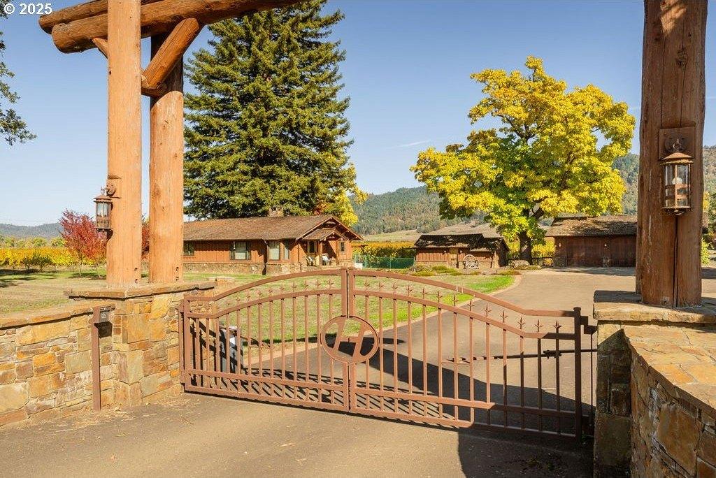 Property Image for 8690 LOOKINGGLASS Rd